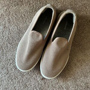 Allbirds Tan Loafers Slip-Ons Comfortable Design